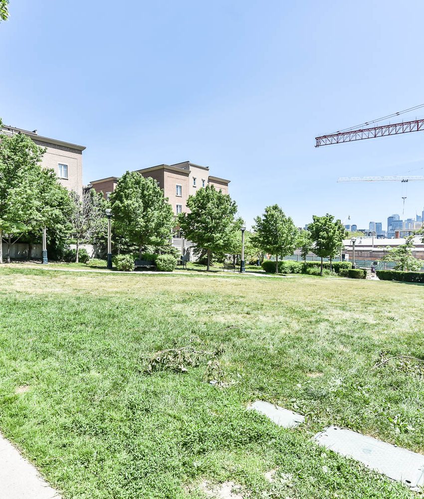 51-east-liberty-st-condos-for-sale-toronto-liberty-central-liberty-village-parks