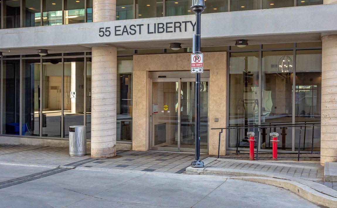 55-east-liberty-st-bliss-condos-for-sale-liberty-village-front-entrance