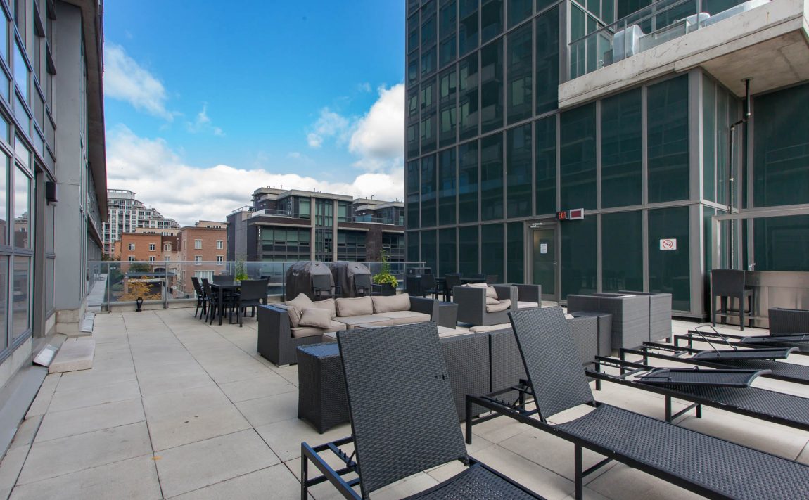 59-east-liberty-st-condos-for-sale-liberty-village-condos-lofts-outdoor-terrace