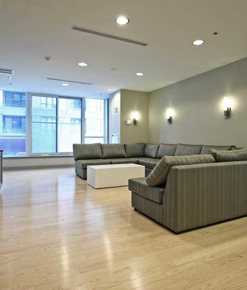 126-simcoe-st-toronto-boutique-ii-condos-for-sale-king-west-party-room