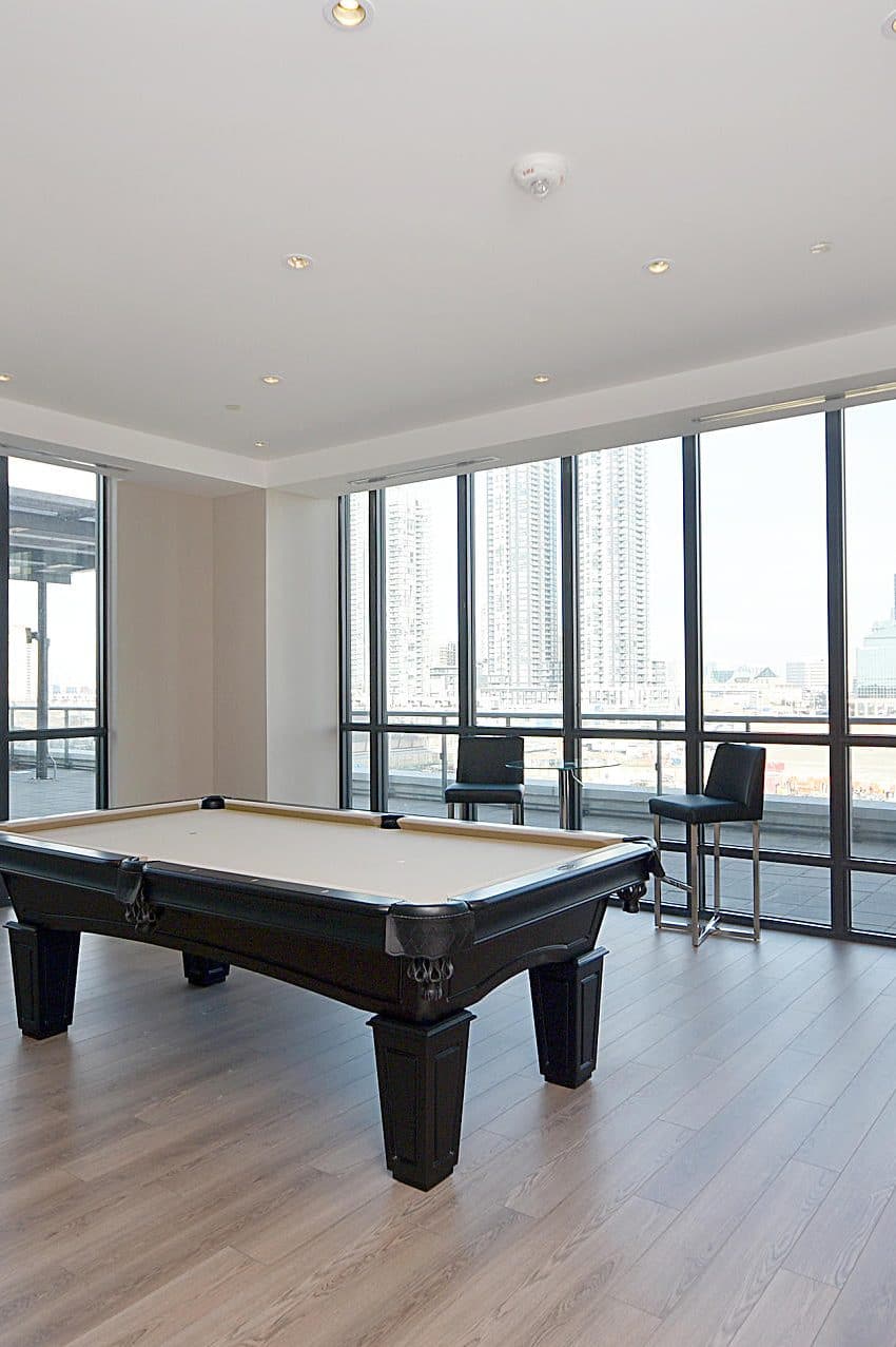 3975-grand-park-dr-mississauga-condos-for-sale-amenities-billiards