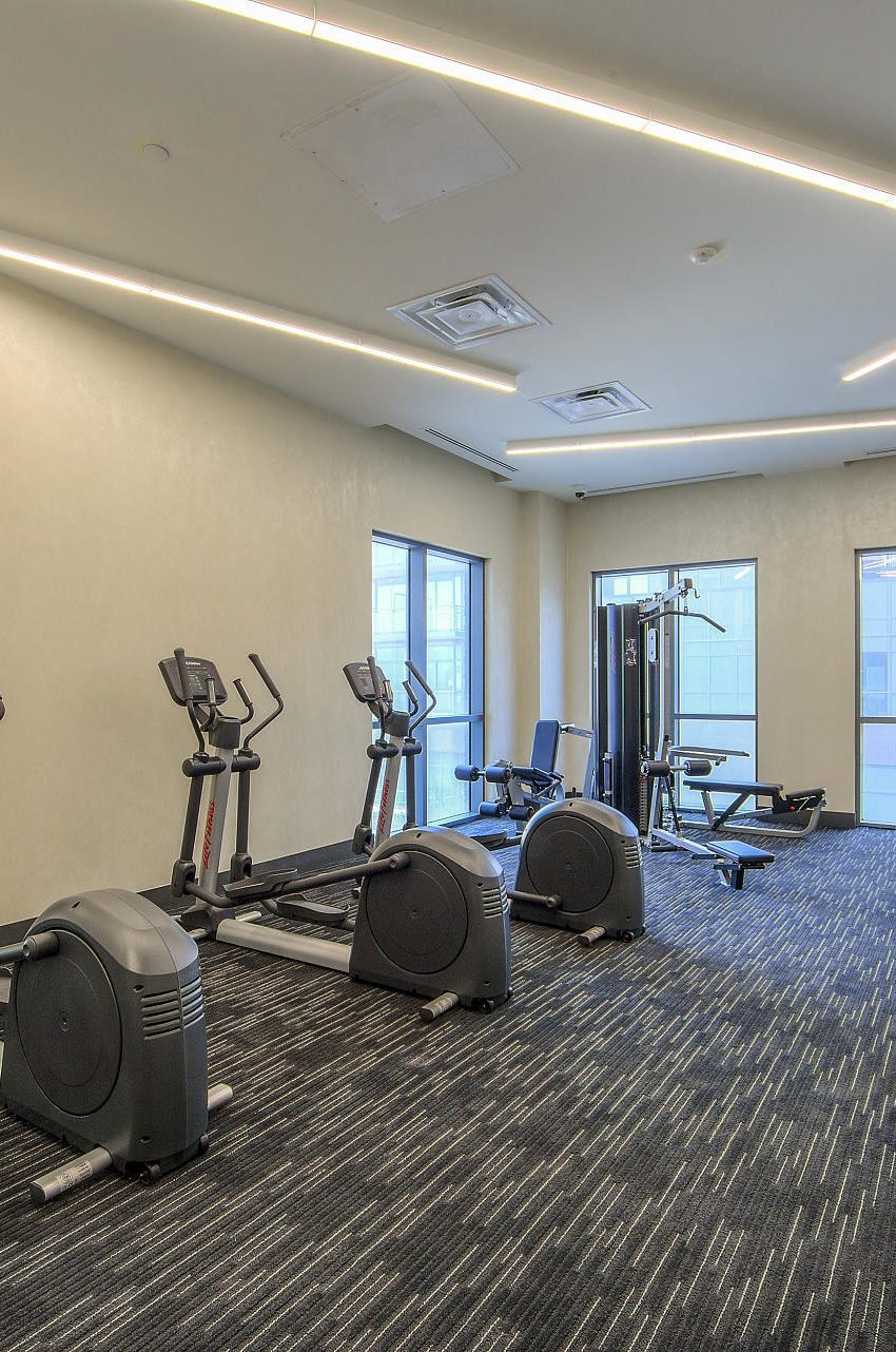 amber-condos-5025-four-springs-ave-5033-four-springs-ave-square-one-gym