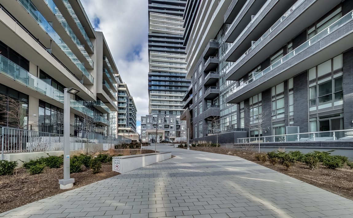 cove-at-waterways-39-annie-craig-dr-humber-bay-shores-condos-for-sale