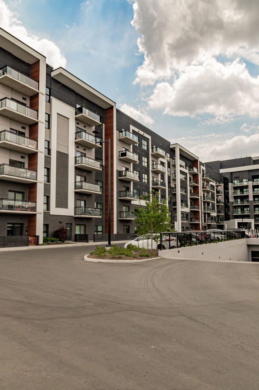 128-grovewood-common-cres-oakville-condos