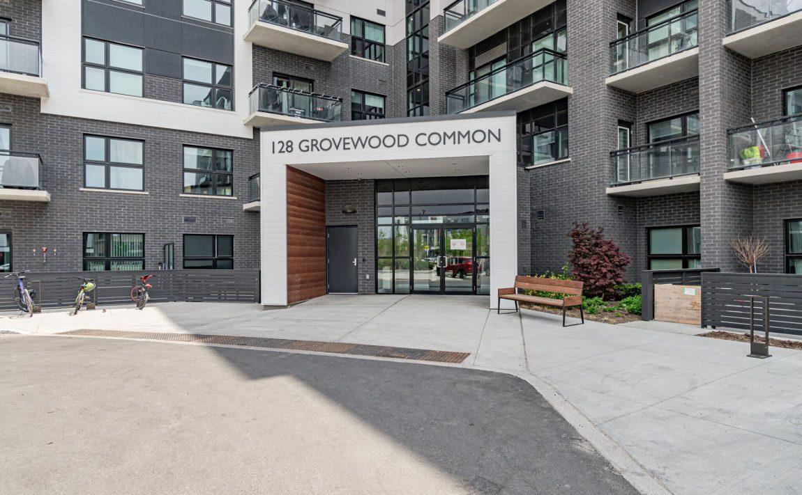 128-grovewood-common-cres-oakville-condos-front-entrance
