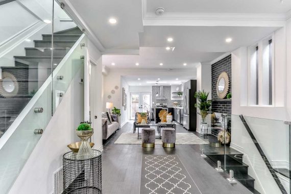 Luxury Toronto Detached Home / Represented Seller / 4 Bed