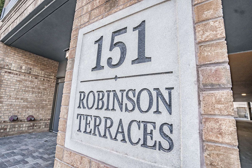 Robinson Terrace Condos • 151 Robinson St, Oakville • IVANRE
