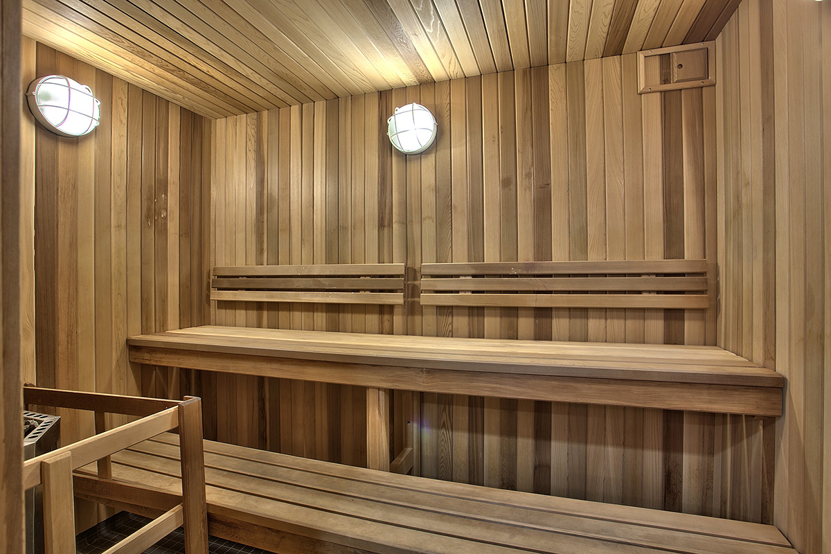 square-one-condos-for-sale-223-webb-dr-onyx-condo-amenities-sauna