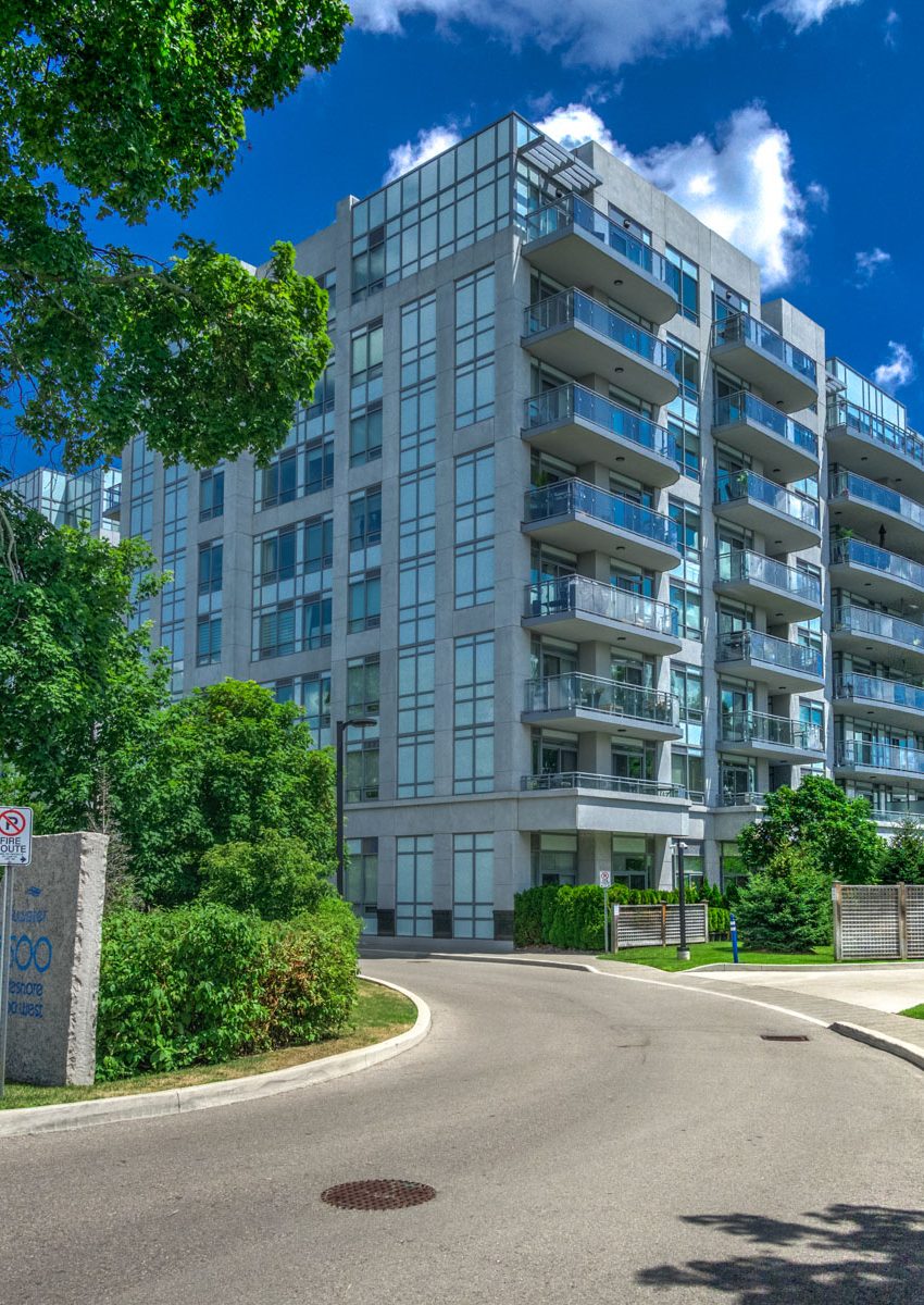bluwater-condos-3500-lakeshore-rd-w-oakville-luxury-for-sale
