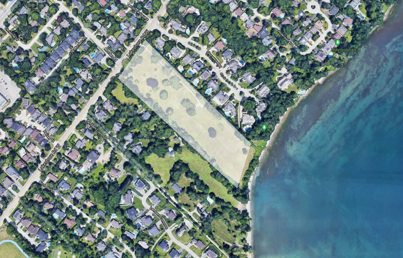 Oak And Lake At The Oakville Waterfront • Lakeshore • IVANRE