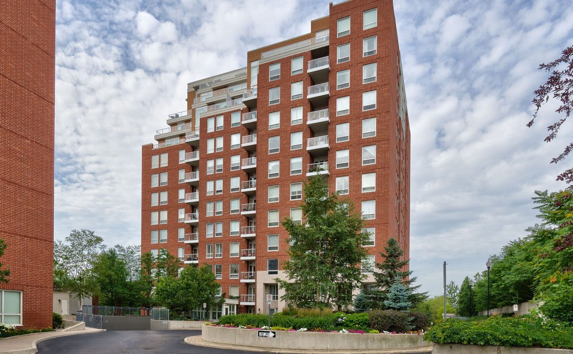 40-old-mill-rd-oakville-condos-for-sale