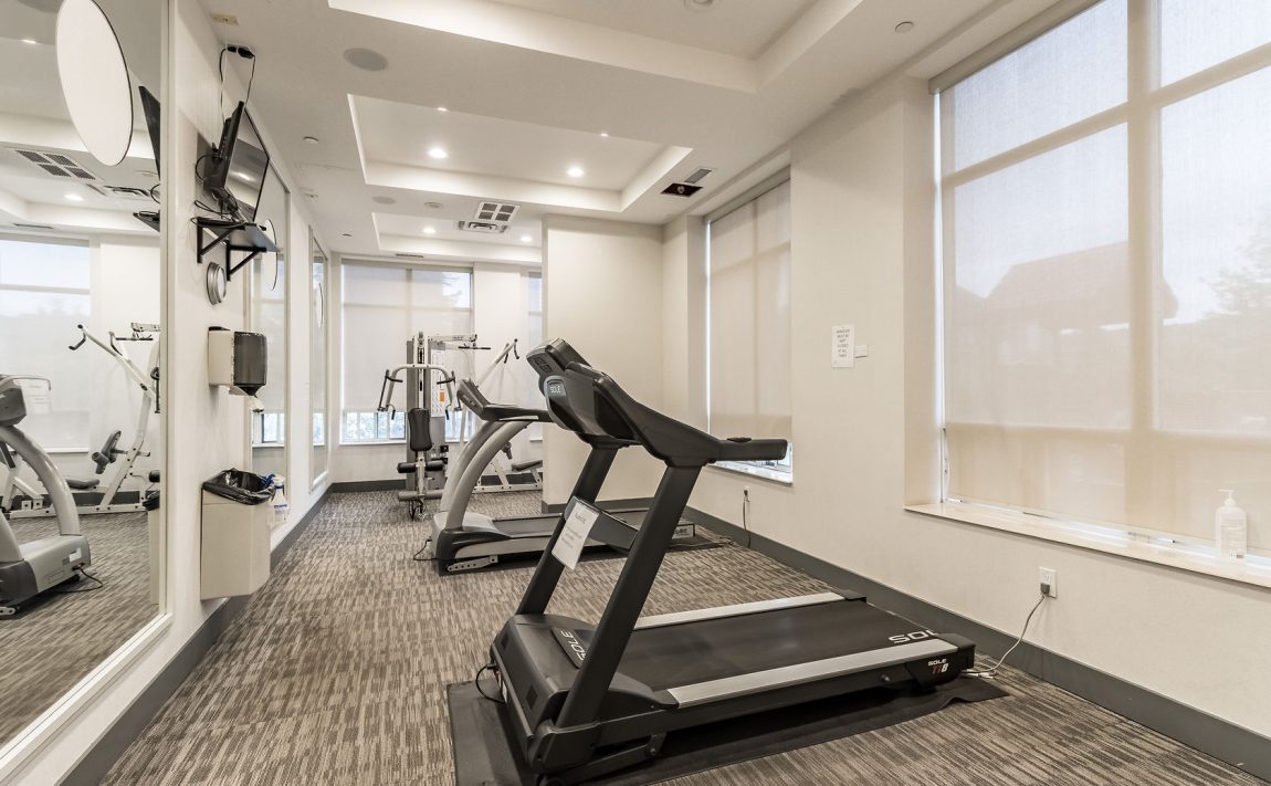 55-strathaven-dr-mississauga-condos-square-one-amenities-gym