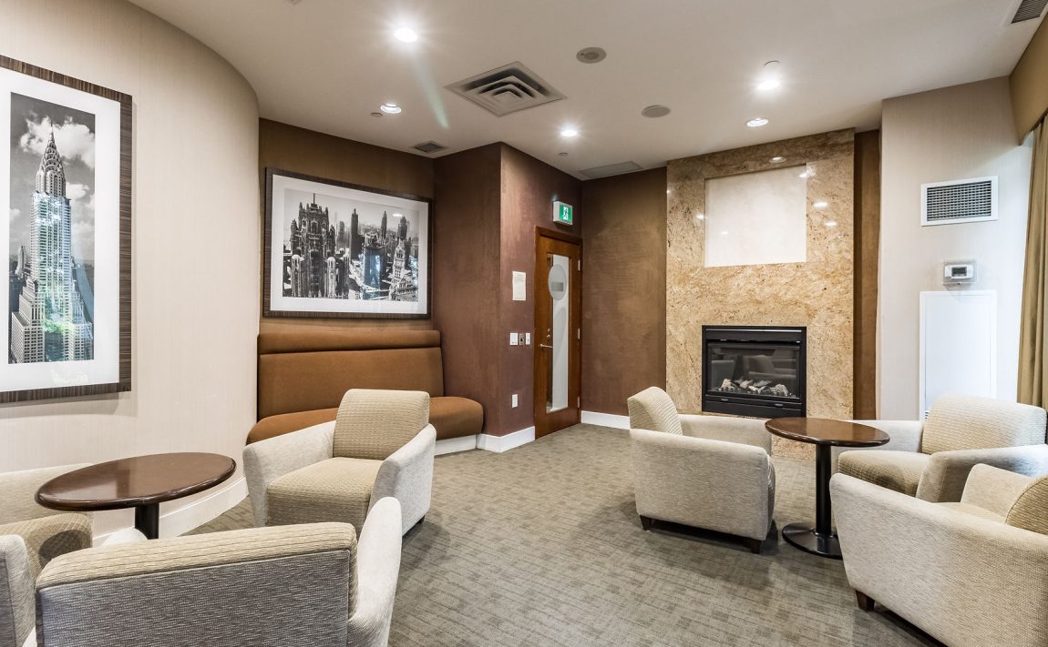 55-strathaven-dr-mississauga-condos-square-one-amenities-lounge
