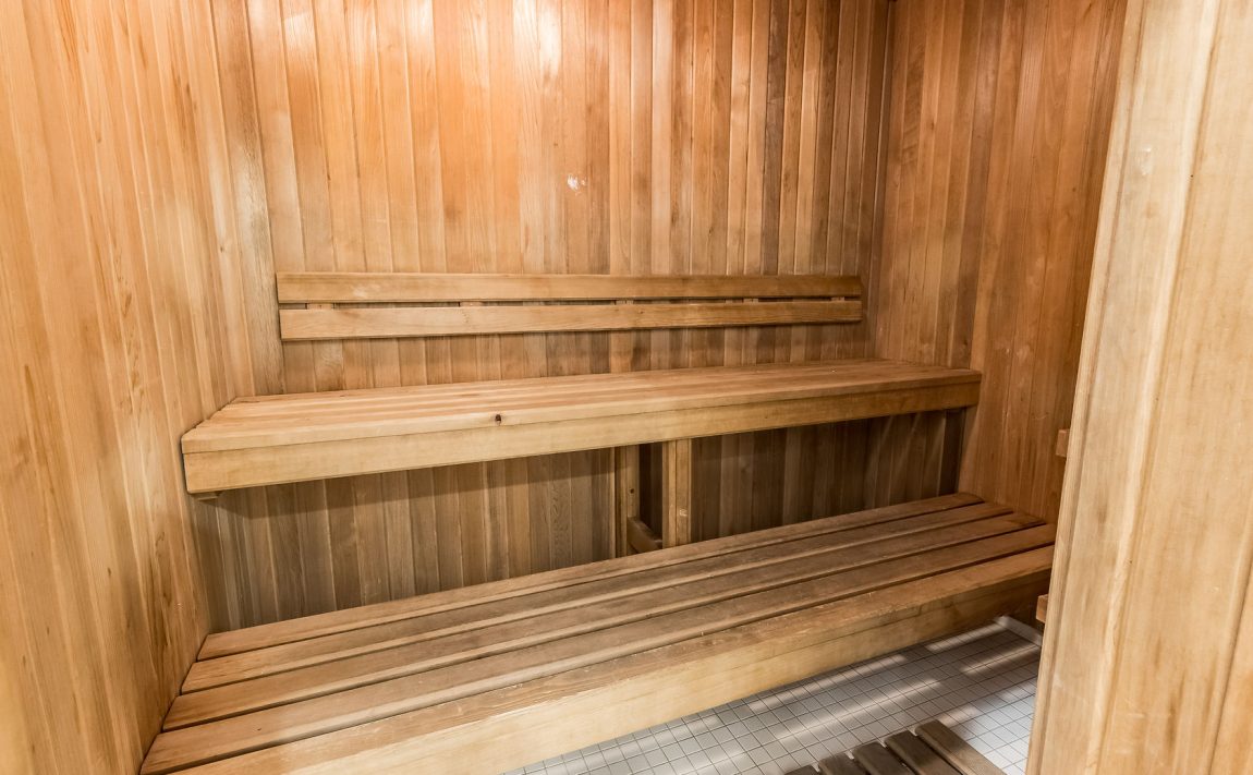 55-strathaven-dr-mississauga-condos-square-one-sauna