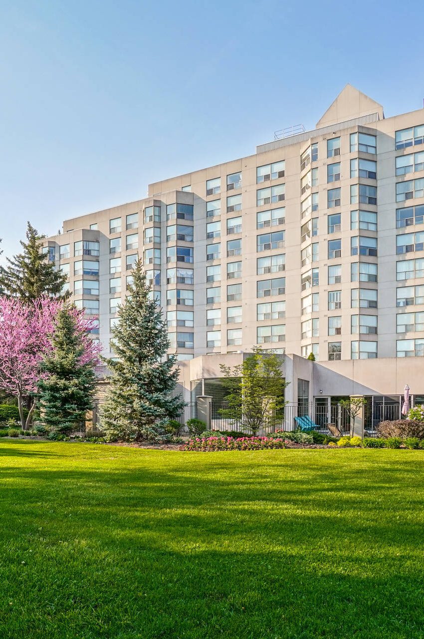 canyon-springs-condos-1700-the-collegeway-mississauga-for-sale