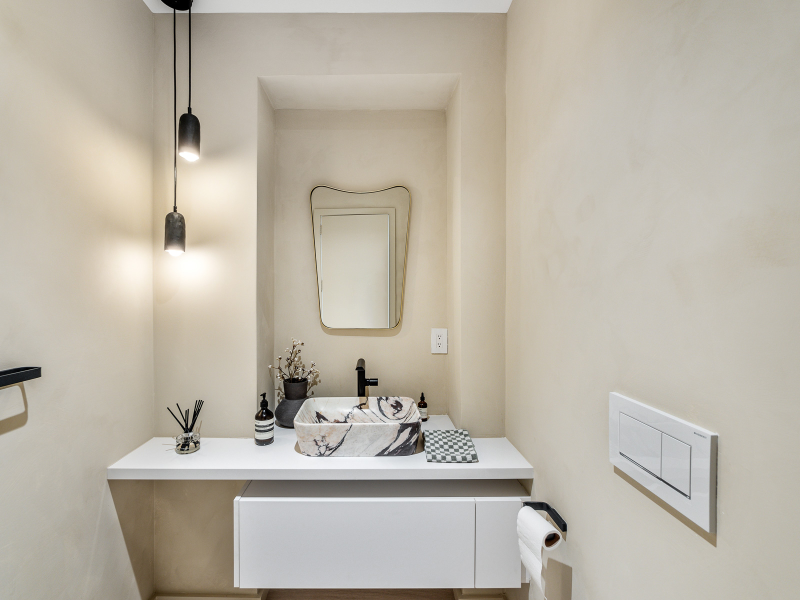modern-luxury-markham-home-for-sale-cachet-basement-powder-room