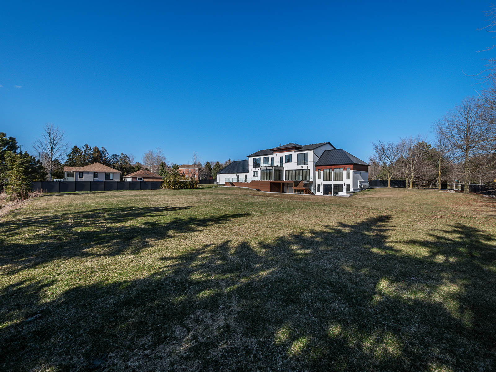 modern-luxury-markham-home-for-sale-cachet-open-greenspace