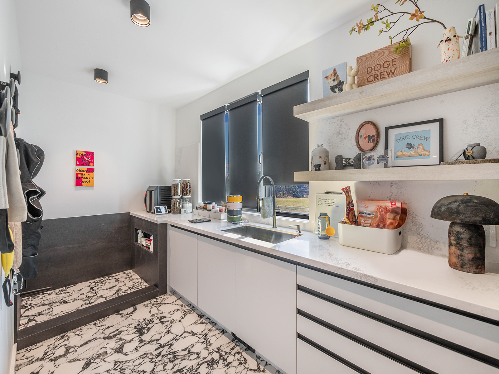 modern-luxury-markham-home-for-sale-cachet-pet-washing-room
