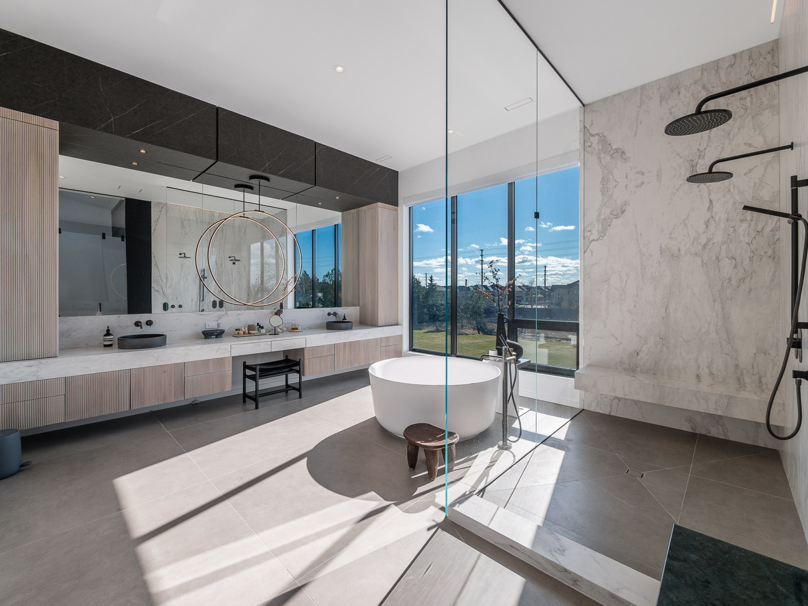 modern-luxury-markham-home-for-sale-cachet-primary-ensuite-bath