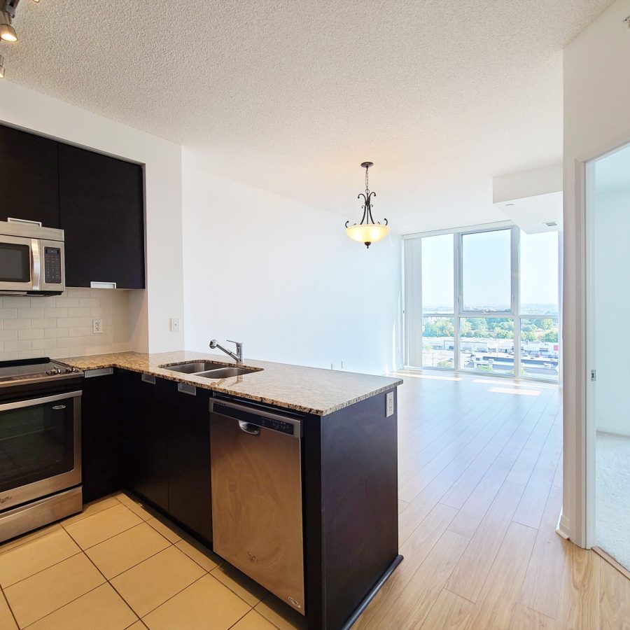 55-eglinton-1-bed-1-den-condo-mississauga-overview-perspective